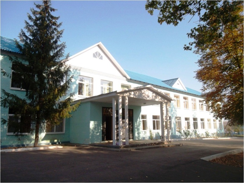 здание Лознянской средней школы